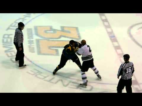 Combat / Fight Sean McMorrow vs Donnie Augustine, LNAH, 03-01-16