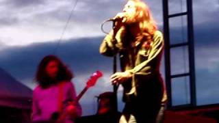 the black crowes,     "another roadside tragedy "live  waukesha county fair grounds friday 7-17-2009