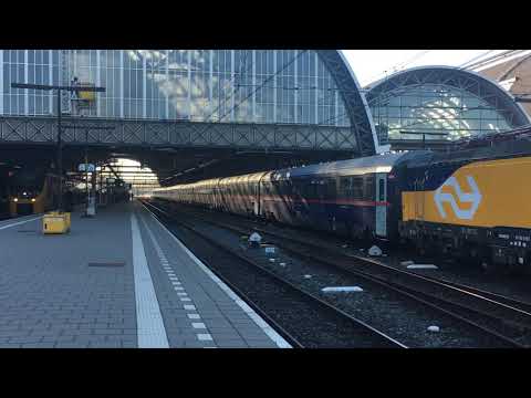 NS 193 766 vertrekt met Nightjet uit Amsterdam Centraal