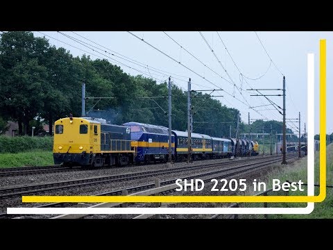 SHD 2205 komt met een sleep museummaterieel door Best