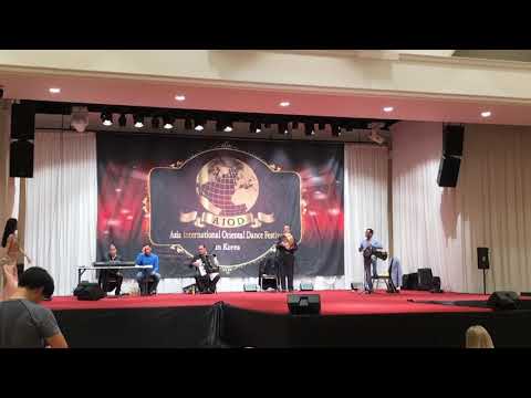 Al eih biyesalouni live - Sumin Lee