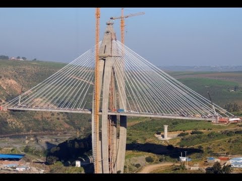 أغنية رائعة بعنوان "رجانا في الله" لعبدالوهاب الدكالي مرفقة بصور رائعة من مختلف مدن مغربنا الحبيب