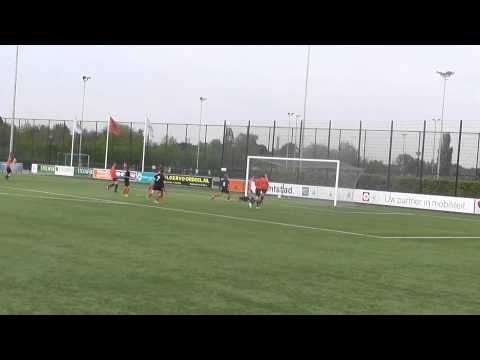 11 mei 2015 VV De Meern D3 - DESTO D1 com 2-5 Doelpunt DESTO (0-1)