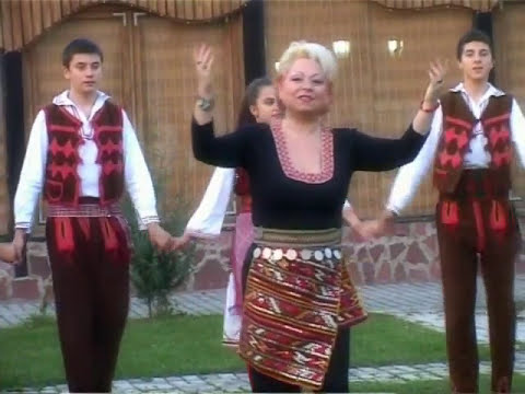 Suzana Spasovska - Zdravozhivo Domakjini (Video 2011)