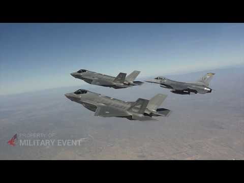 US F-22 Stealth Fighter Plane against F-4 Phantom lr4n
