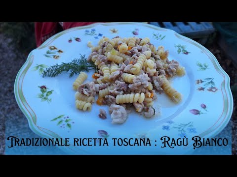 Ragù bianco di coniglio con salsiccia ricetta Toscana i  profumi del cortile