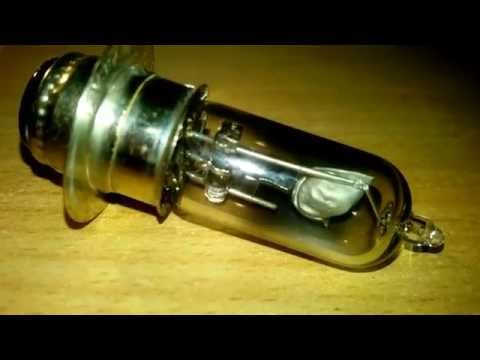 Почему горят лампочки скутера ? И как этого избежать ? Пояснения в видео.