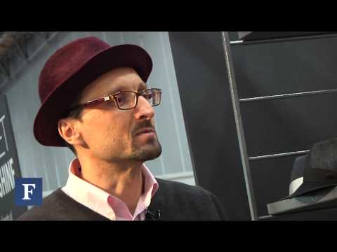 Sinatra's Headgear is Back In Vogue