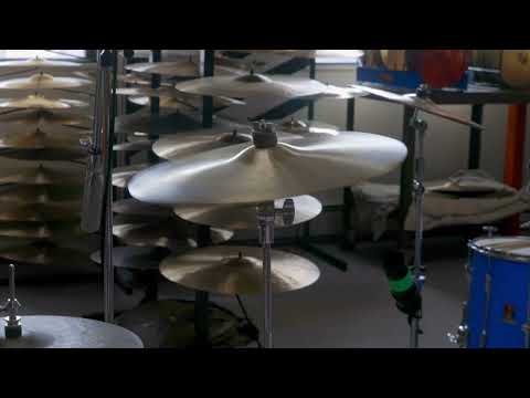 1970s Zildjian 16" Medium Crash Cymbal 1157g image 6