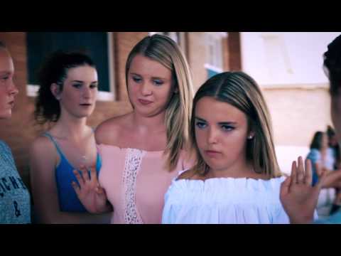 Kirsty Lee Akers Ain't That Kinda Girl (Official)