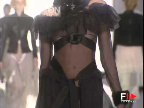 "Chanel" Autumn Winter 2003 2004 Paris 5 of 5 Pret a Porter Woman by FashionChannel
