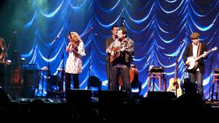 Alison Krauss &amp; Union Station, with Dan Tyminski - Rain Please Go Away