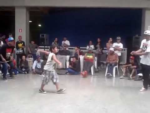 Batalha das Gang'z 2012 - Glow Dark Crew VS Crewest