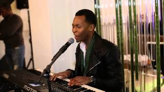 Kevin Ross Performing &quot;This is My Wish&quot; Live Acoustic in NYC 12/10/14
