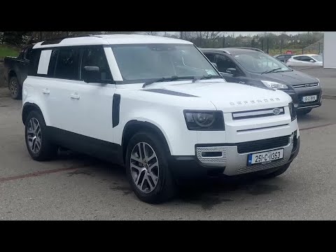 Land Rover Defender 110 2.0 Si4 PHEV 300 PS S Camp - Image 2