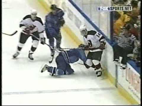 Devils vs Thrashers scrum and Colin White vs Andy Sutton (New Jersey Feed) - Mar 26, 2004