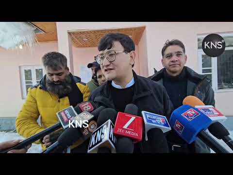 All district officers reviewed snow clearance after recent heavy snowfall. Essential services remain unaffected.  Parking issues in Tangmarg and Gulmarg were discussed, and arrangements for vehicle parking and snow chains have been finalised to facilitate tourists and locals: DC Baramulla #Mingasherpa