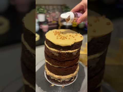 Caramel ganache and chocolate mud cake!