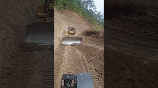 Download lagu D8T CATERPILLAR BULLDOZER mp3