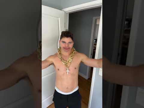 CHICAS by TJ Mack streaming on spotify and apple music NOW