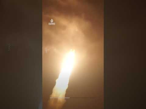 Japan launches historic mission to bring back Mars moon samples