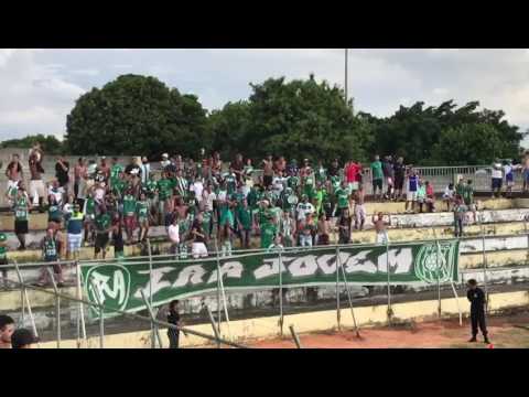 Ira jovem gama -A não de cueca não k