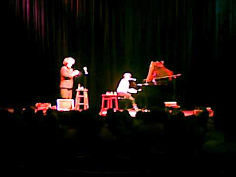 Amanda Palmer Ninja Gig 6-17-2010 Bethesda, MD 7