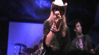 Lee Aaron &quot; Handcuffed to a fence in Mississippi &quot; (full version)