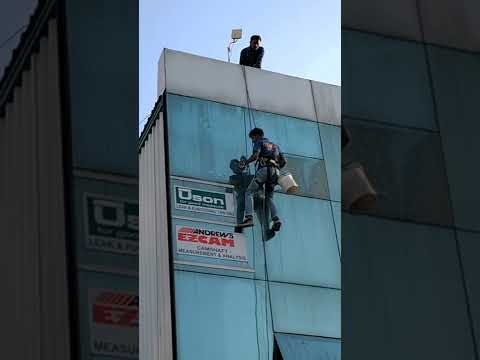 Building facade cleaning services