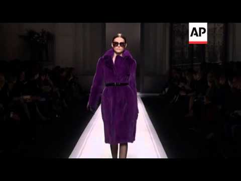 NEW Alberta Ferretti debuts latest collection at Milan Fashion Week