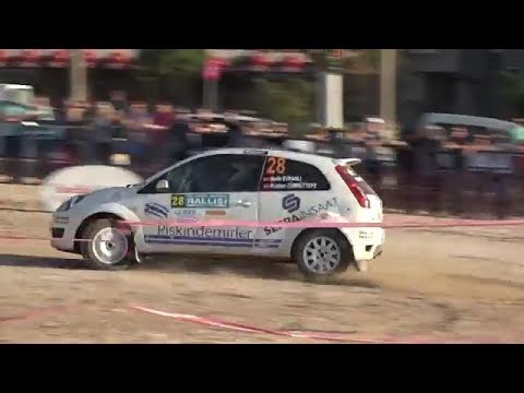 2017 Yeşil Bursa Rallisi / Melih Evranlı - Rüstem Zümrüttepe / Ford Fiesta ST