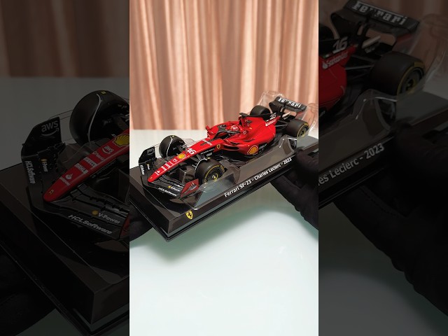 Vídeo relacionado con Bburago - Pack Regalo 4 F1 Ferrari SF-23-4 maquetas realistas de Coches a Escala 1:43, Licencia Oficial Ferrari, Edad Recomendada 3+ años