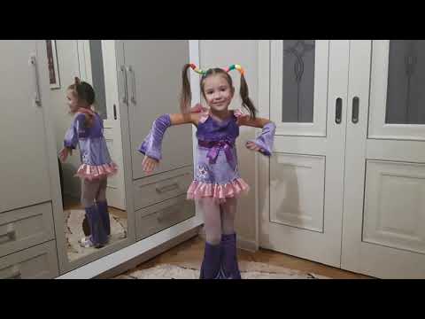 "Arlechinul" de Andra-Sofi Ghicavii, concurs «Music Modern»