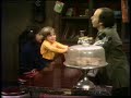 Sesame Street 0390 Street Scenes Oscar Realizes His Trash Can Is Missing Big Bird Has A Splinter