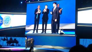 Harry Connick Jr singing Just A Closer Walk w Thee