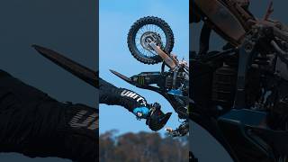 Download lagu Gerakan lambatnya memang terasa berbeda 🤯 #monsterenergy #moto #motocross mp3 Download lagu Gerakan lambatnya memang terasa berbeda 🤯 #monsterenergy #moto #motocross mp3