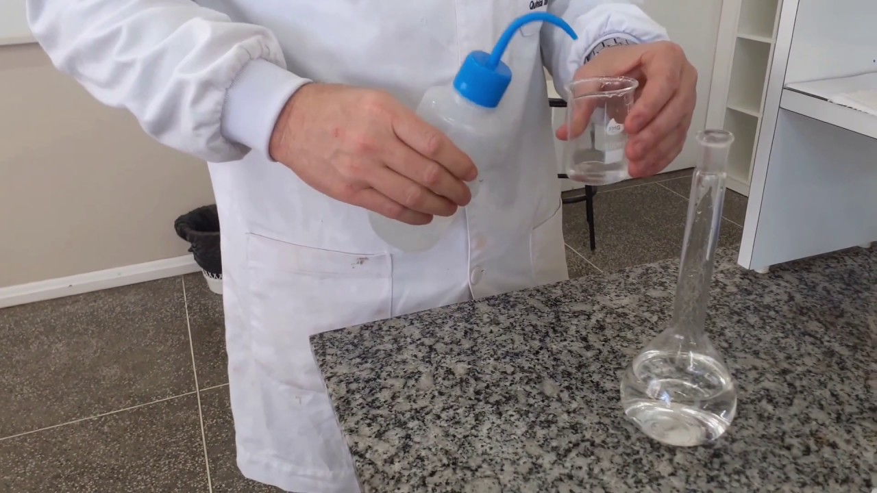 Aula 1.1 - Preparo de Soluções: NaOH 0,1M