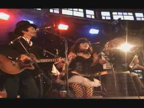 Never turn your back on the sea