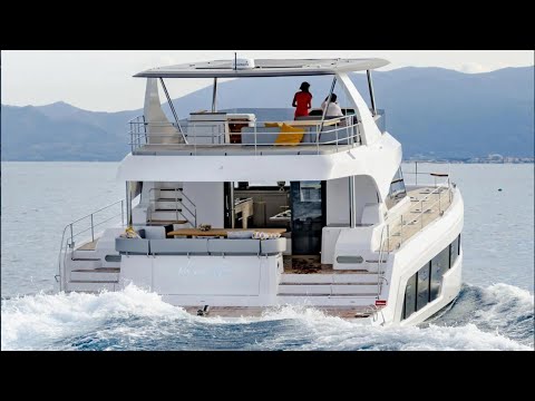 Aventura 50 MY 2023 - The $980,000 and 440HP Power Catamaran From Aventura!