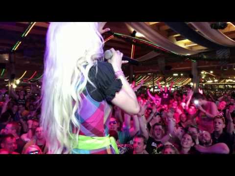 Mia Julia " Mallorca da bin ich daheim " LIVE Premiere Bierkönig opening 2015