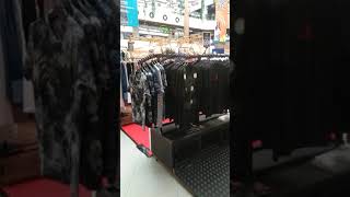 Download lagu story WA halu jalan jalan di Mall mp3