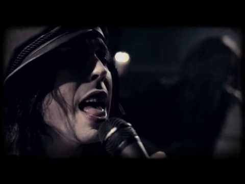 VAMPIRES EVERYWHERE! - Unholy Eyes (Acoustic Video)