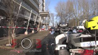 preview picture of video '2 gewonden bij steekincident Holtenbroek Zwolle'
