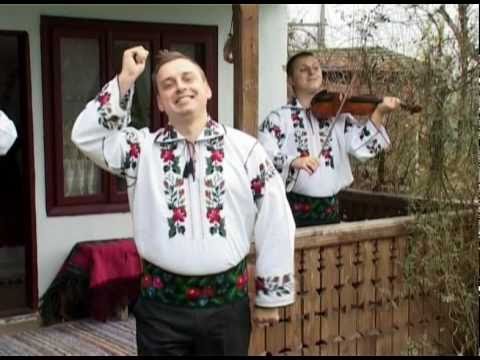 Fraţii Reuţ - Lângă badea Niculai 2010