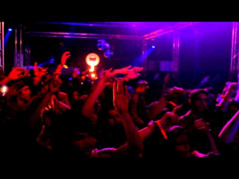 DIEGO MIRANDA Feat. ANA FREE "GIRLFRIEND" ´- LOURES