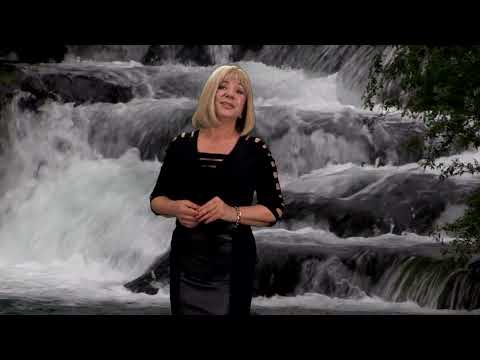 MERI MILJKOVIĆ - Pjeva Lika