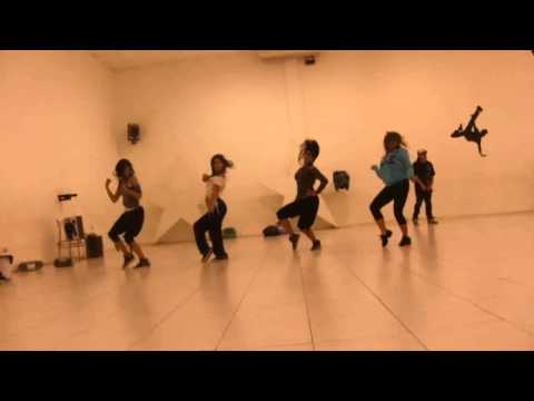 DANCE STUDIO MEGA PLAZA( SEXY BACK 2 )