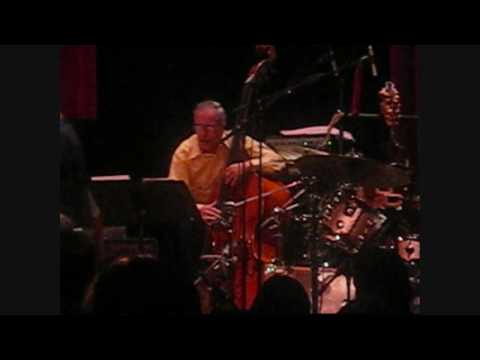 Eddie Gomez, the greatest bass player of all time soloes on "Waltz for Debby" with Chick Corea, Hubert Laws and Airto 2/2