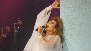 Rocío Jurado interpreta «Toda la noche oliendo a ti»