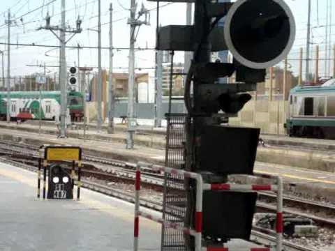 Züge in Bologna Centrale TEIL 1 / Treni a Bologna Centrale 1A PARTE